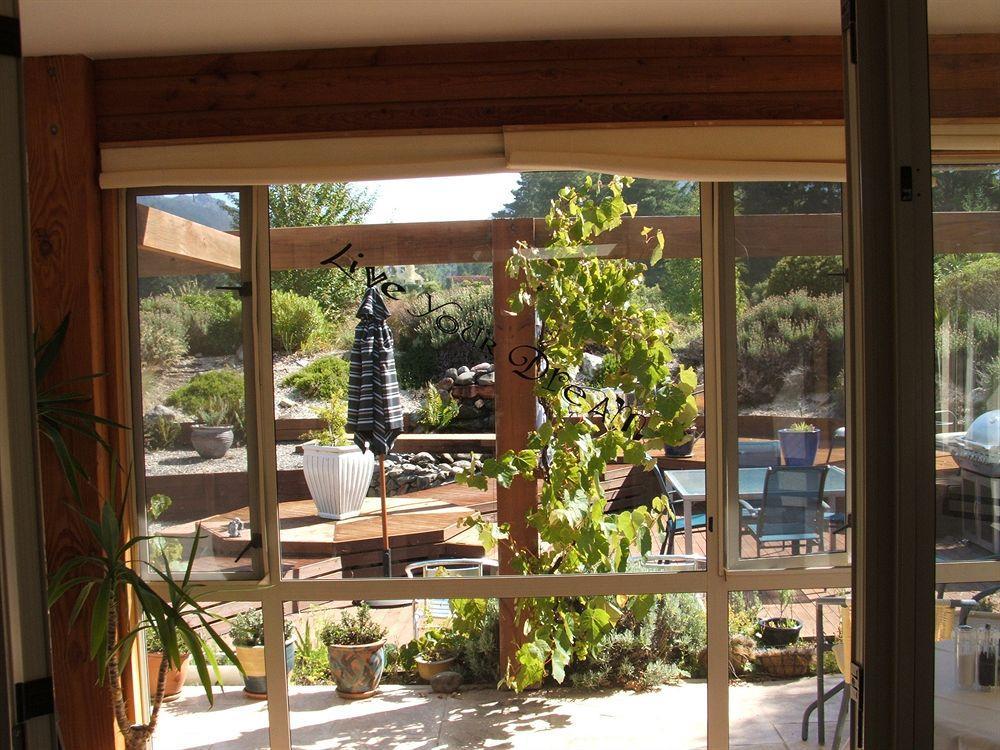 Vibrant Living Retreat Bed & Breakfast Hanmer Springs Exterior photo